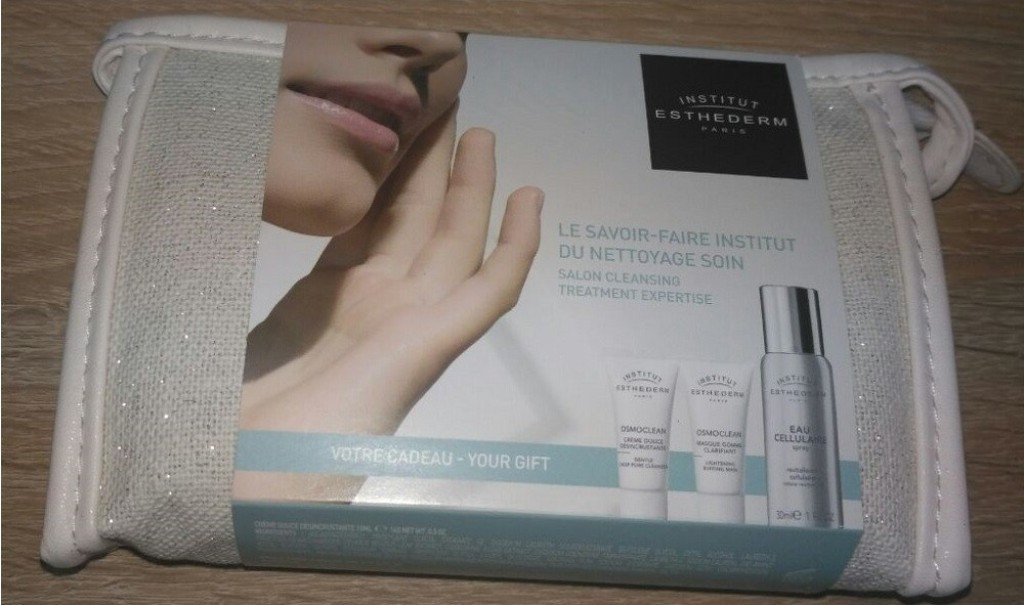 Institut Esthederm Набір в косметичці міні (mini)