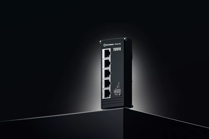 Комутатор Teltonika 5x100Mb без БЖ (TSF010)