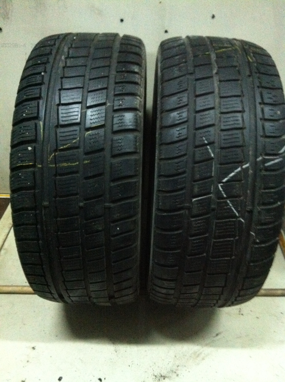 Літні шини пара б/в Continental GrossContact 295/35/21, фото 1