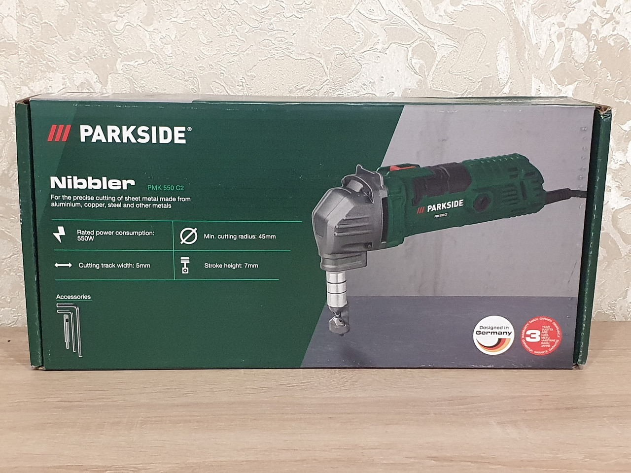 Електроножиці Parkside PMK 550 C 2, 550 Вт, з 90-градусним замком