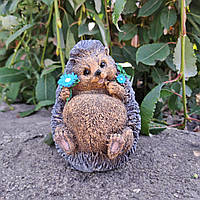 Садова фігура Їжачок з квітами, синій (13х8х9 см), їжачок для саду з полістоуну, садово-паркові фігури