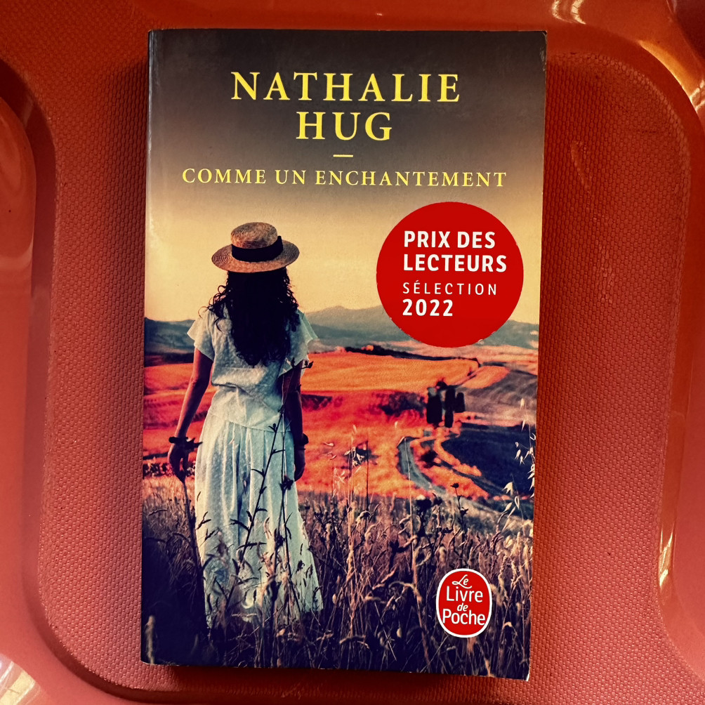 Nathalie Hug Comme un enchantement (роман французькою мовою)