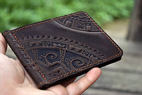 Прижим для грошей шкіряний темно-коричневий з тисненням Чумацький шлях