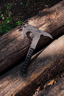 Сокира фултанг ручної роботи «Скеля #1» з чохлом із кайдекса в комплекті.