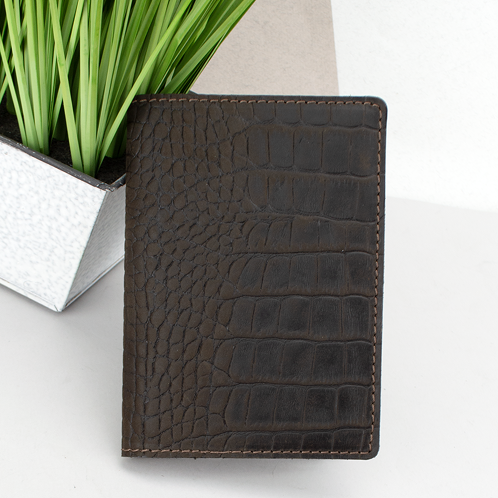 Обкладинка на паспорт, закордонний паспорт шкіряна Handycover 0054 коричнева рептилія