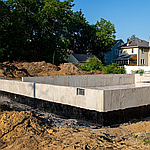 Чим пофарбувати фундамент: мастика, фарба та ізоляція