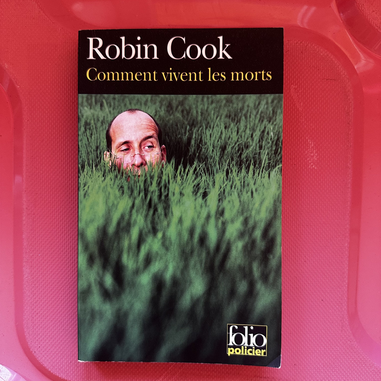 Robin Cook Comment vivent les morts (детектив французькою)