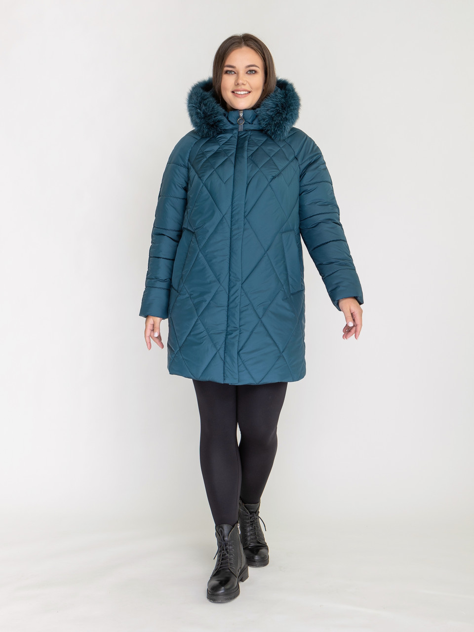 Зимова жіноча батальна куртка пуховик великих розміром, середньої довжини з хутром песця, фото 1