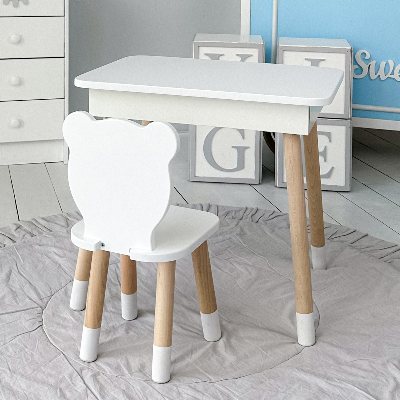 Стіл та стілець для дитячої кімнати, столик з підйомним механізмом 53х60х45 стільчик в виді медвежа, білий, фото 1