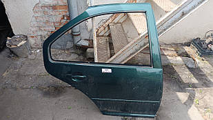 №205 Двері задні праві для Volkswagen Bora 98-05