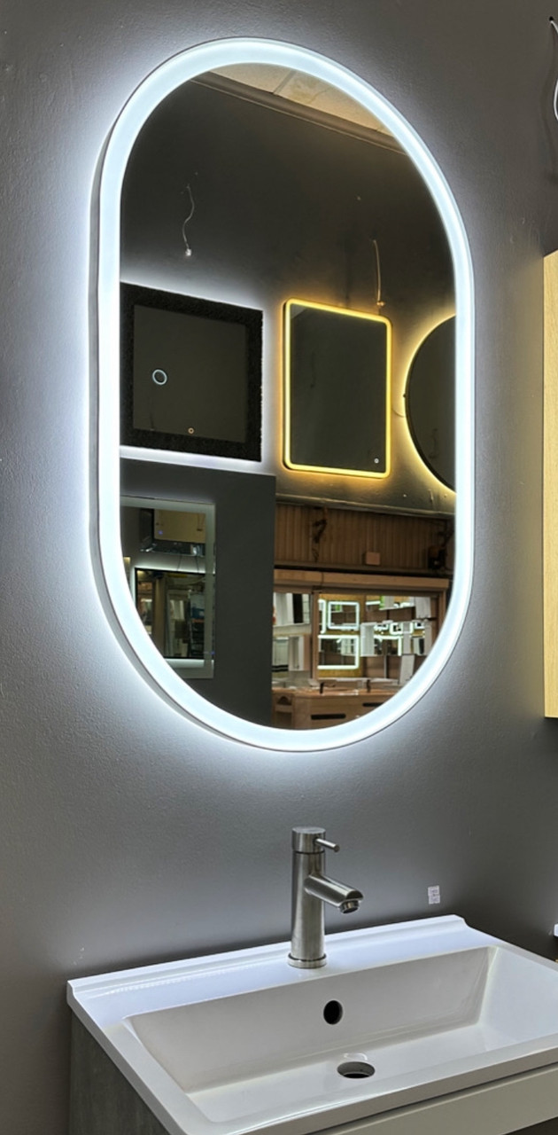 Дзеркало 60х100 см в білій металевій рамі з подвійним підсвічуванням та сенсором