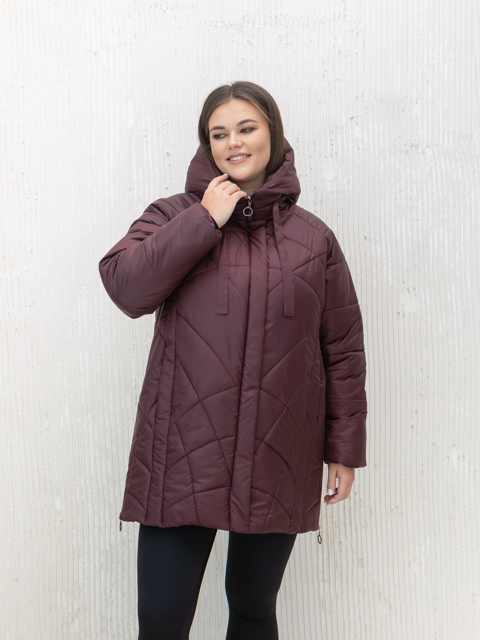 Марсаловий зручний фабричний жіночий пуховик великих розмірів, зимова куртка батал середньої довжини,, фото 1