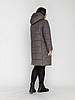 Жіноча сіра зимова тепла куртка пуховик до коліна, великі розміри, фото 2