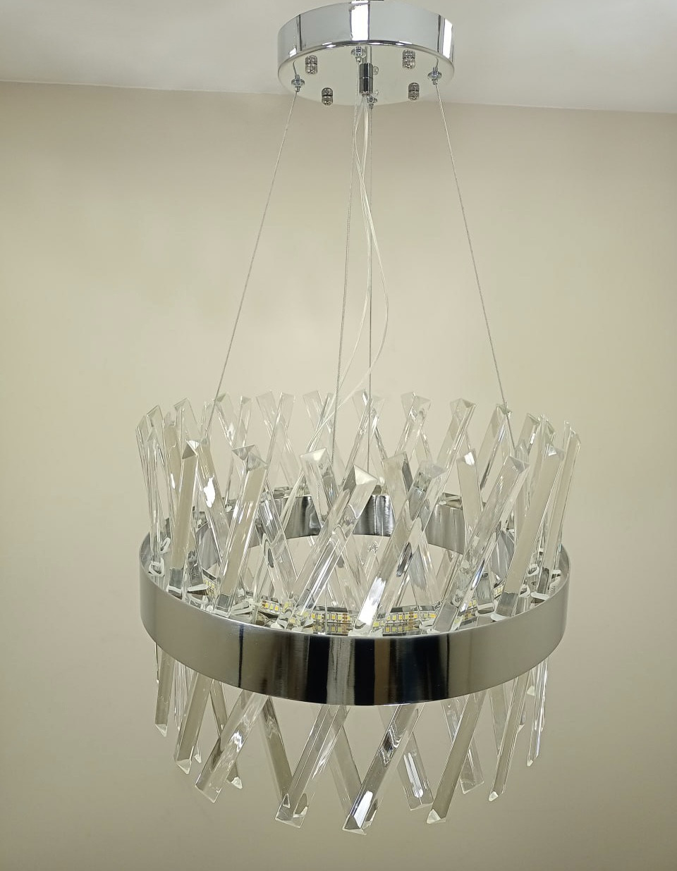 Срібна led 40 см кругла люстра з пультом (909-LXL3009 CR)