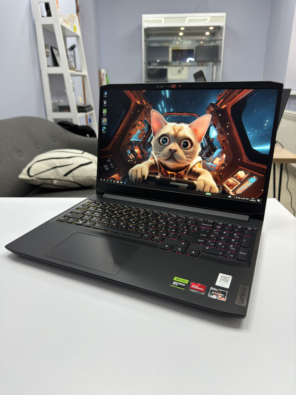 Ігровий ноутбук Lenovo Gaming 15.6" 144Hz Ryzen 5 5500H RTX 2050 4Gb ...