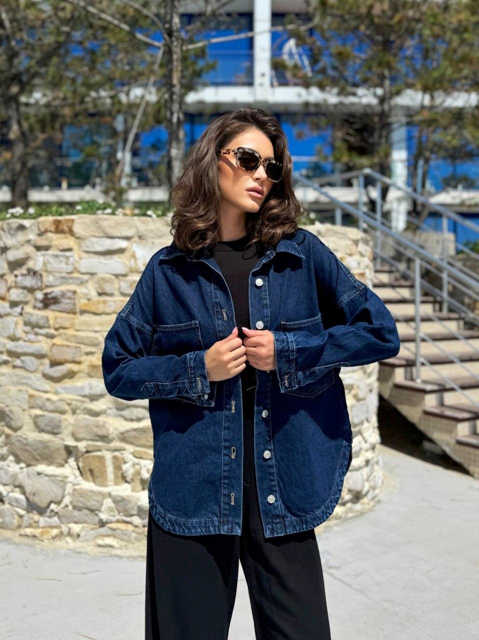 Джинсова сорочка жіноча стандартних розмірів