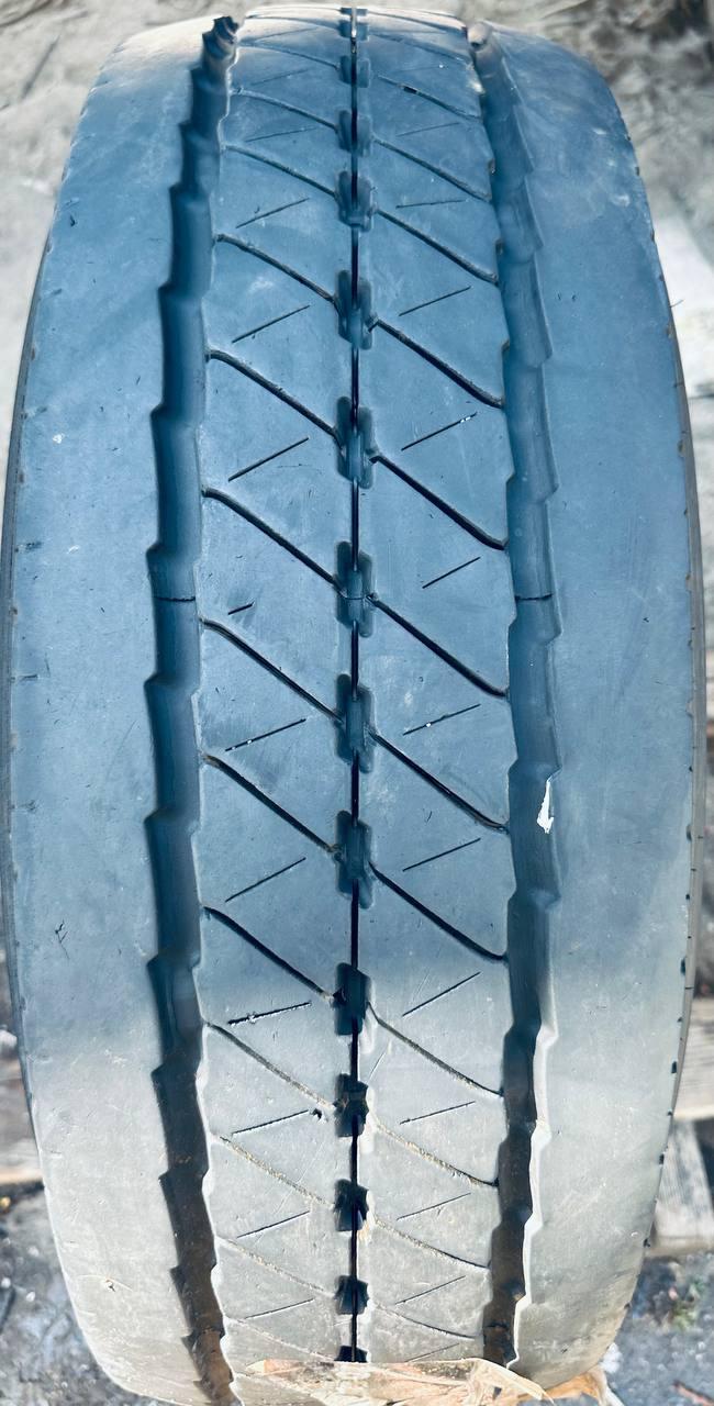 Шина вантажна б/у 245/70R17.5 GOODYEAR KMAX S (рулева)