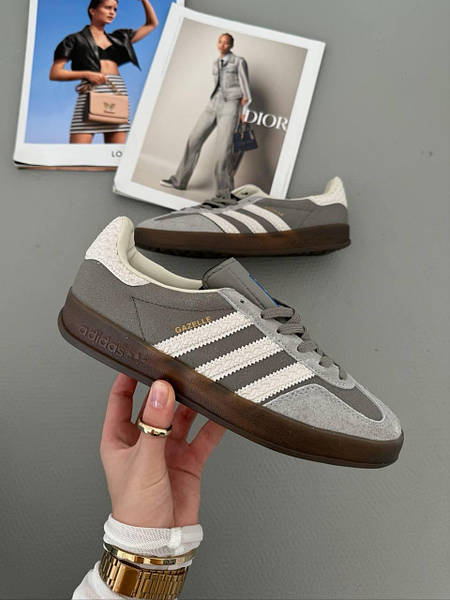 Adidas gazelle womens grey and white discount