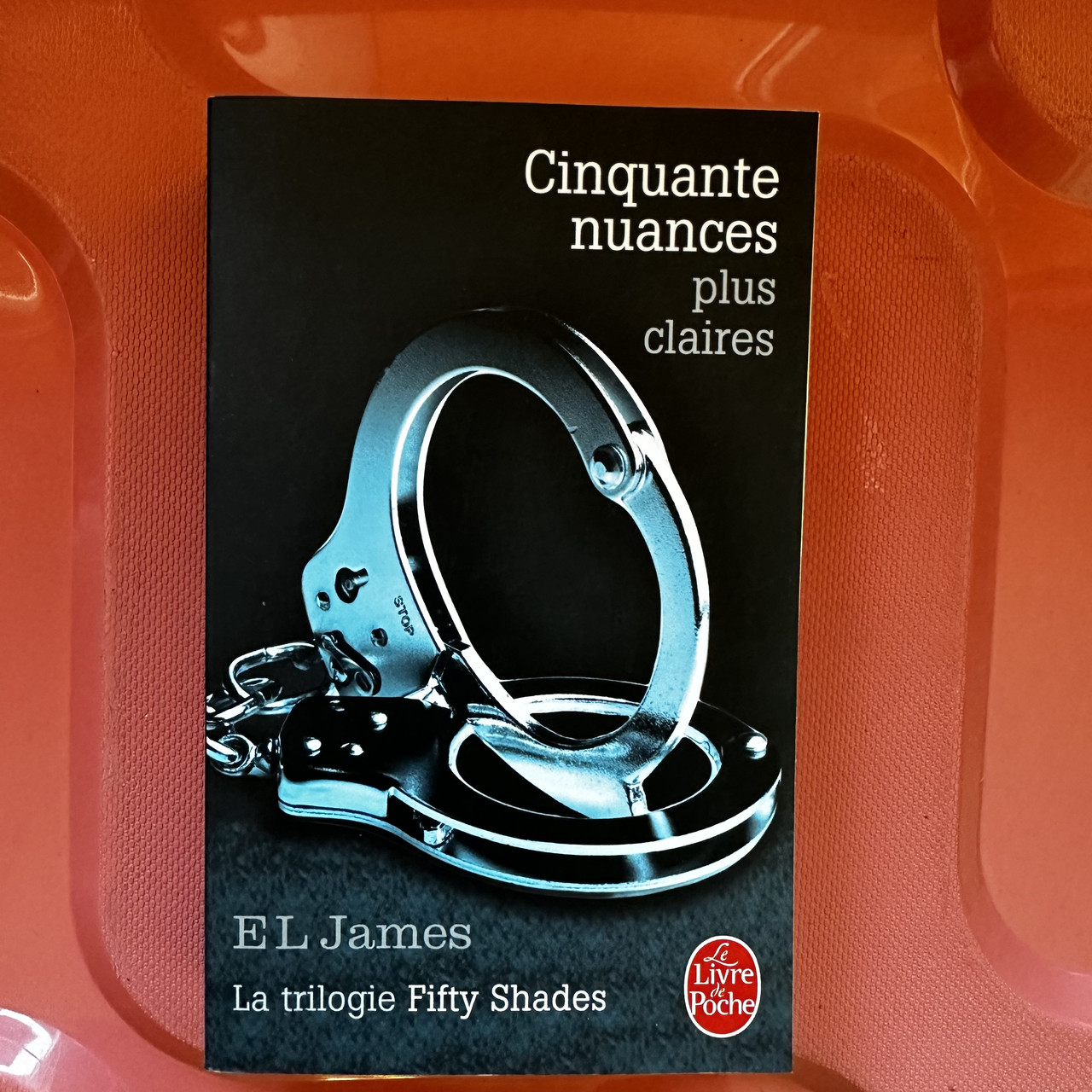 Cinquante nuances plus claires EL James (роман французькою)