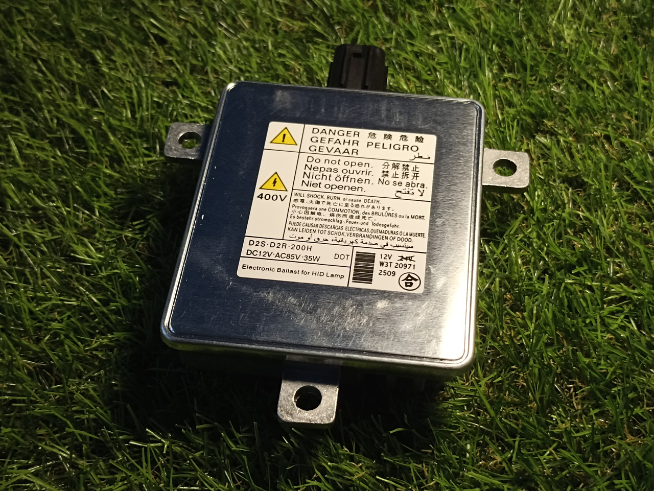Блок ксенону Mitsubishi Honda Nissan Mazda W3T19371, W3T16271, D530510H