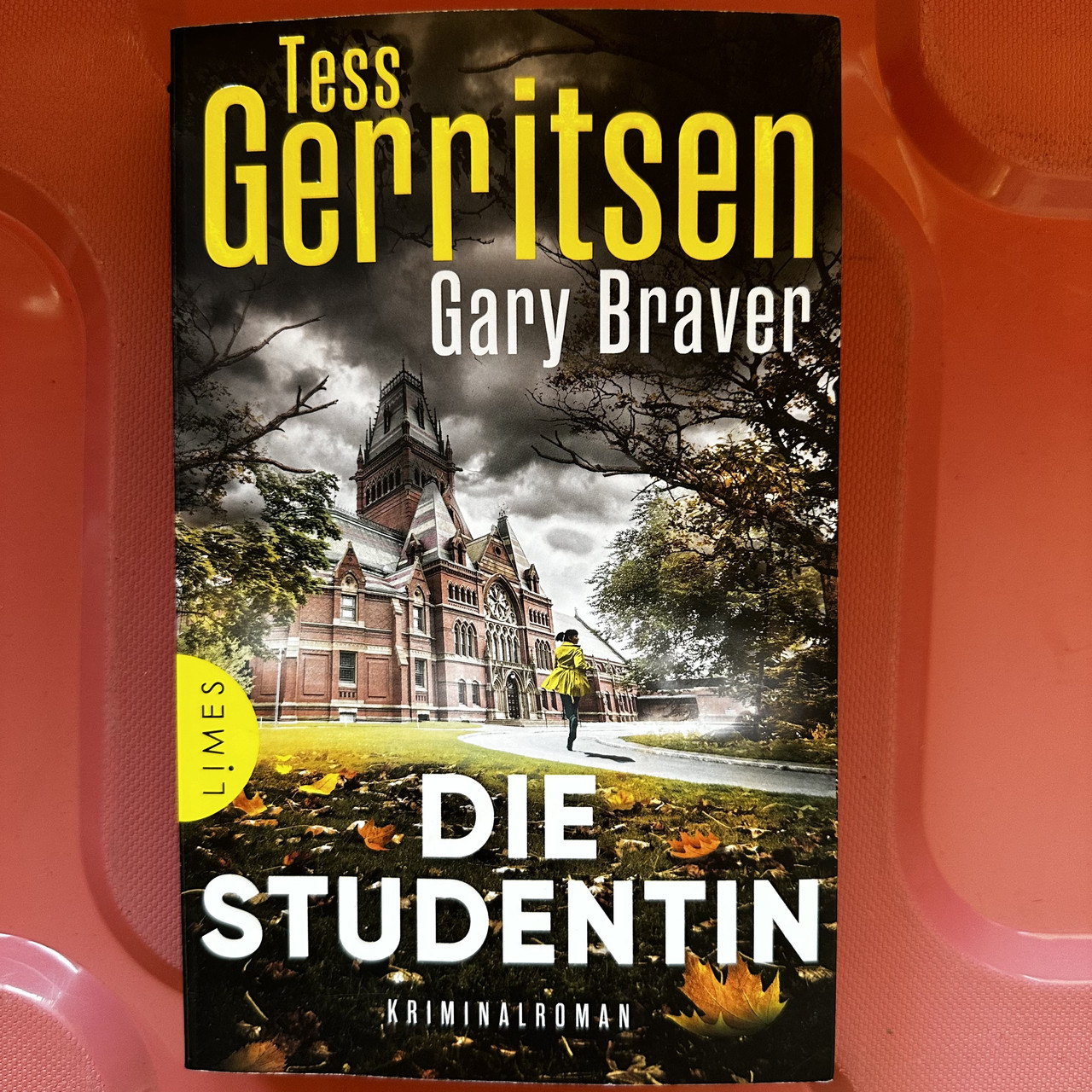 Tess Gerritsen Die Studentin (триллер німецькою)