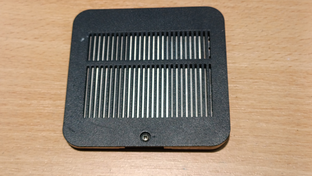 Sony PCG-81212M Корпус E1 (Сервісний люк до RAM) б/в