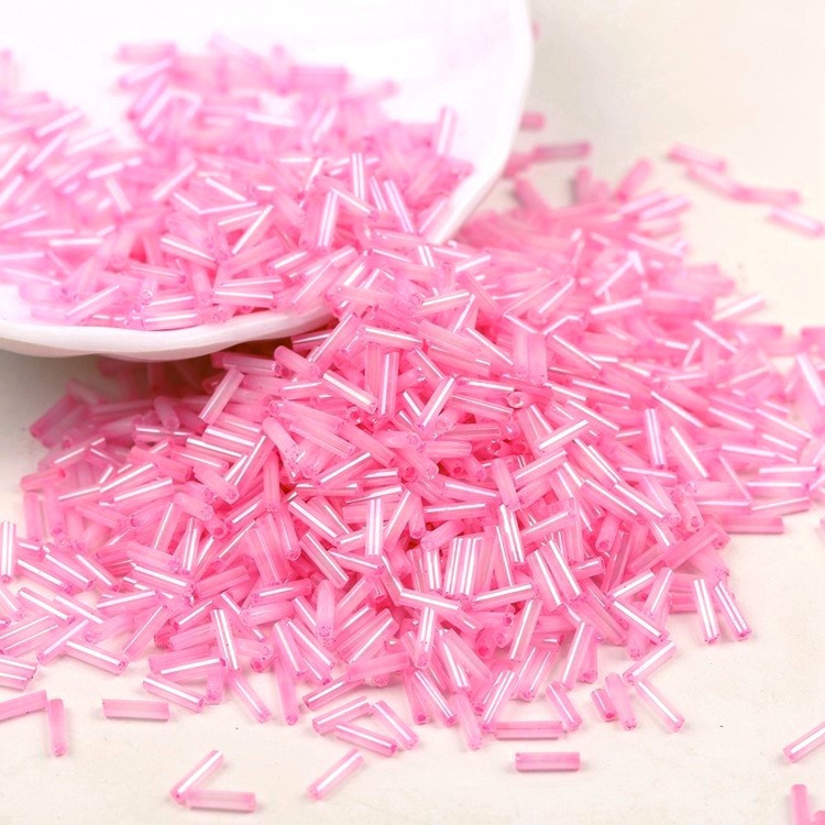 Бісер стеклярус блискучий 2х6 мм 50 г Рожевий світлий, фото 1