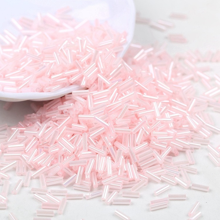 Бісер стеклярус блискучий 2х6 мм 50 г Рожевий пудровий, фото 1