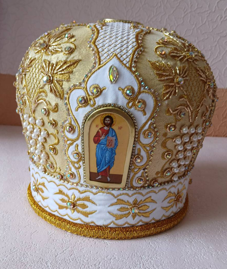 Митра золота парча, з виноградом, розмір 58 висота 22см, фото 1