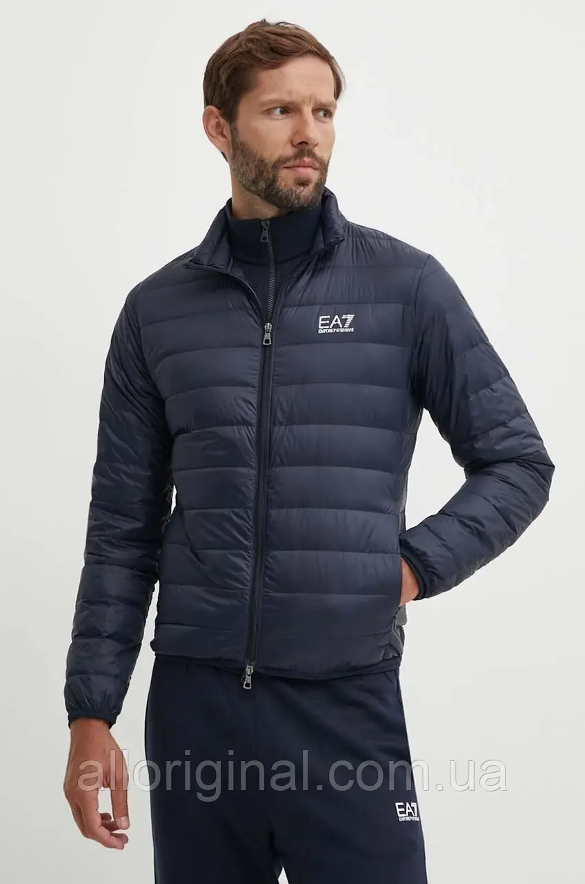 AllOriginal com ua Пухова куртка EA7 Emporio Armani чоловіча колір синій перехідна PNGPZ.8NPB23 РОЗМІРИ