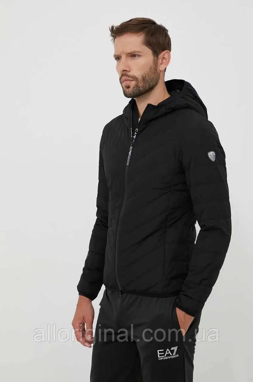 AllOriginal com ua Пухова куртка EA7 Emporio Armani чоловіча колір чорний перехідна РОЗМІРИ ЗАПИТУЙТЕ