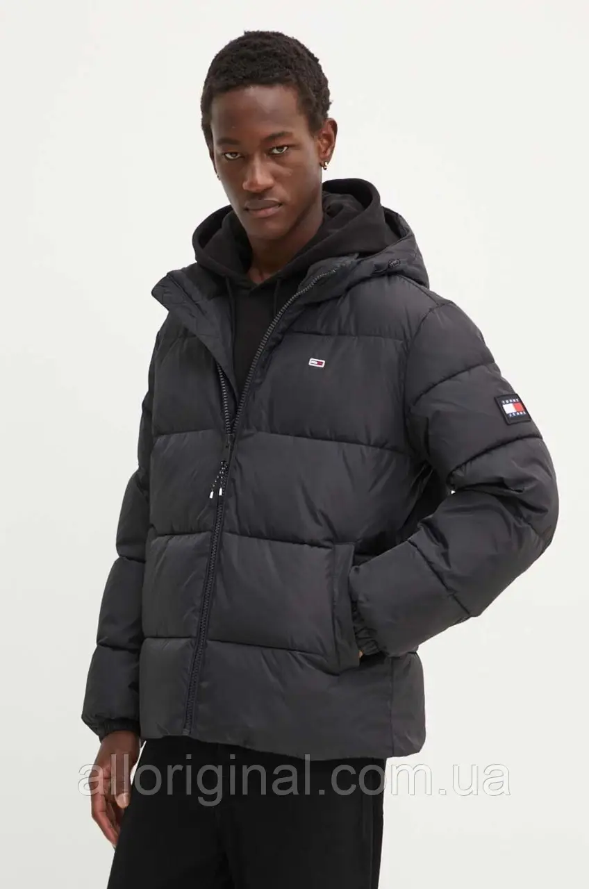 AllOriginal com ua Куртка Tommy Jeans чоловіча колір чорний зимова DM0DM18487 РОЗМІРИ ЗАПИТУЙТЕ