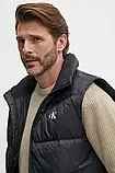 AllOriginal com ua Пухова безрукавка Calvin Klein Jeans чоловіча колір чорний зимова J30J325901 РОЗМІРИ, фото 6