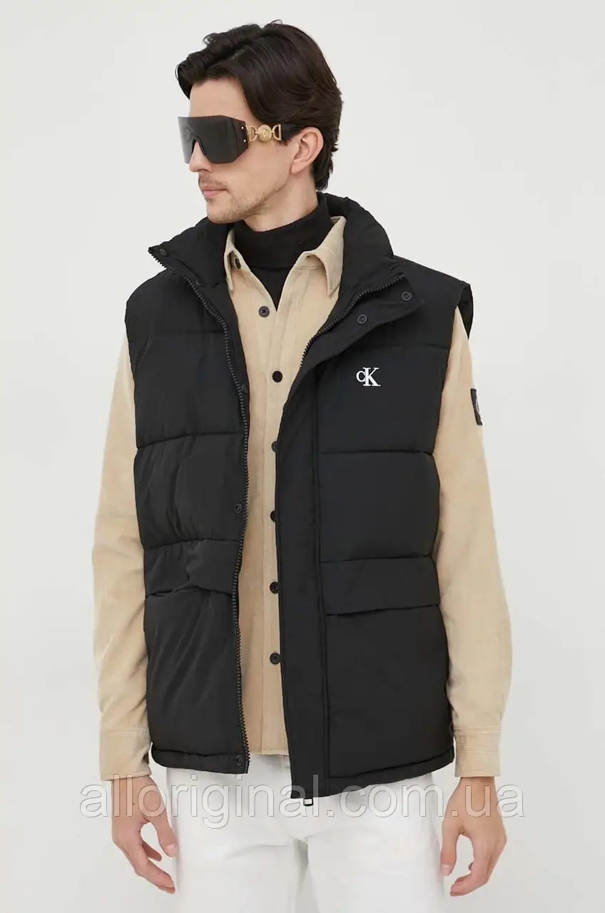 AllOriginal com ua Безрукавка Calvin Klein Jeans чоловічий колір чорний зимовий РОЗМІРИ ЗАПИТУЙТЕ