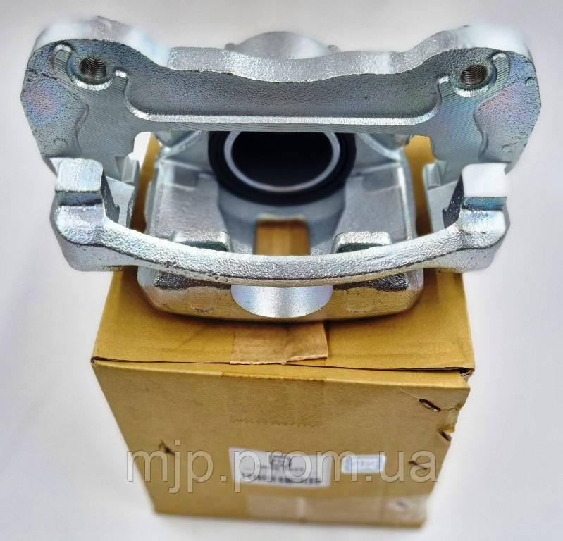 Супорт гальмівний передній правий Q-FIX Q096-0022 4605A202.