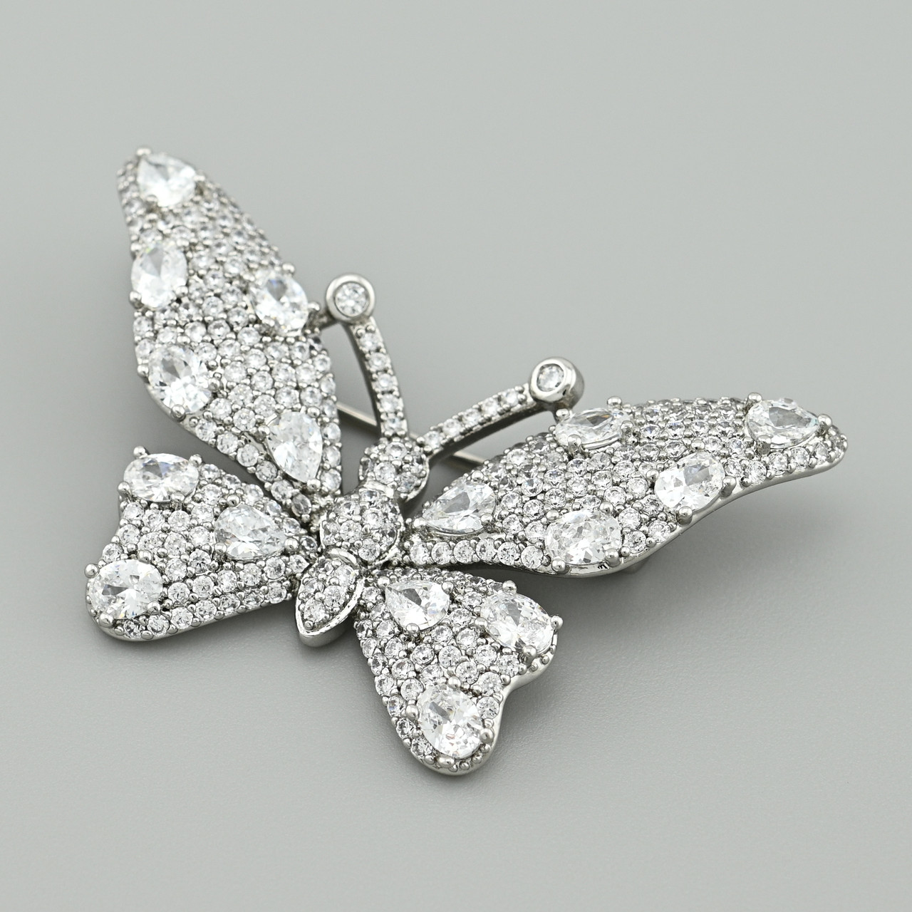 Брошка шпилька Алмазний Метелик 46307 розмір 43х27 мм білі фіаніти вага 7.1 г позолота Біле Золото, фото 1