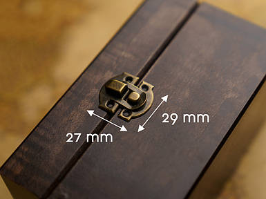 Застібка для коробочок. Колір "стара латунь". 27х29мм.