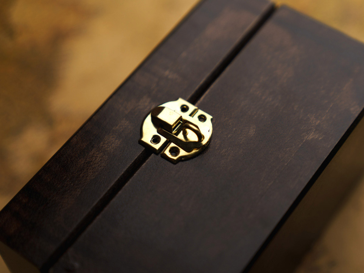 Замки для декупажу під колодочку. Колір "золото". 27х29мм