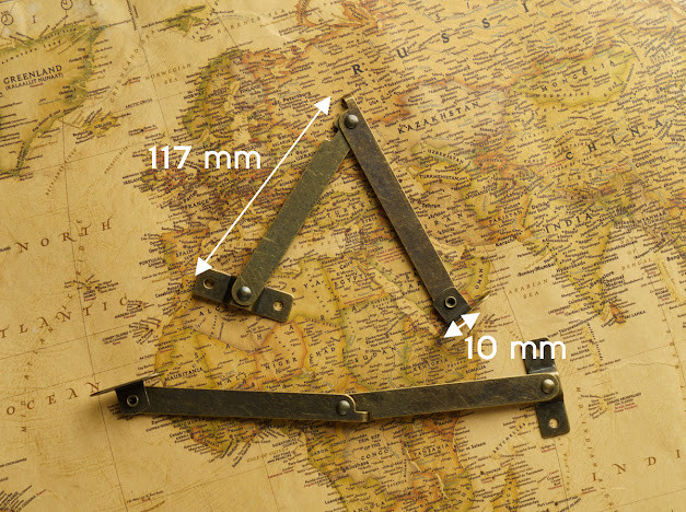 Петелька для шаф. 117х10мм