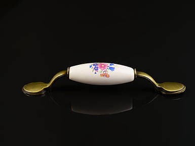Ручка Пластикова декоративна. 126х20мм
