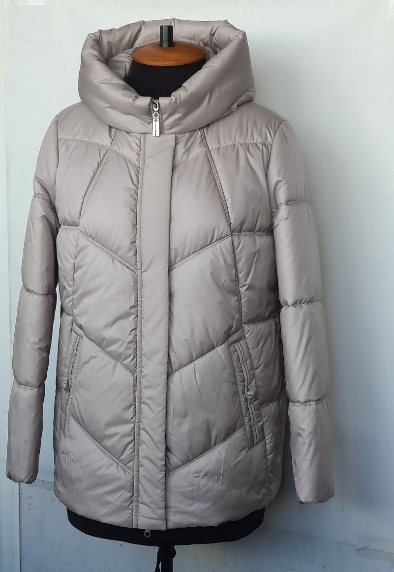 Жіноча якісна тепла коротка куртка з капюшоном, осінь-зима, єврозима, фото 1