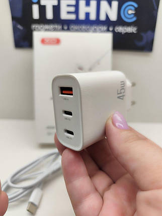 Мережевий зарядний пристрій XO L117 Type-C to Lightning PD45W-QC18W (2Type-C+1USB) Швидка зарядка (Білий), фото 1