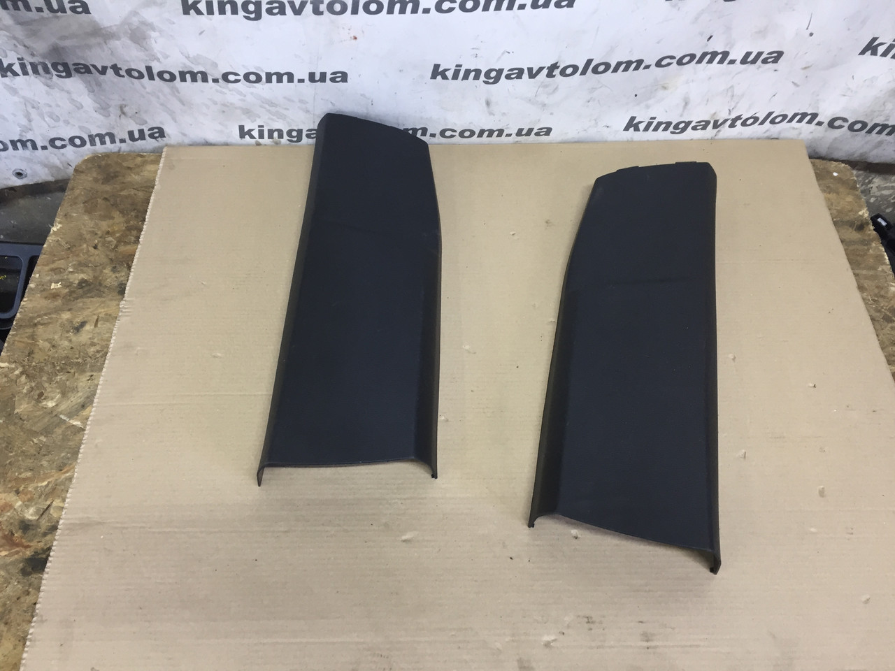 Накладка центральної стійки нижня ліва BMW X5 E70 51436971869, фото 1