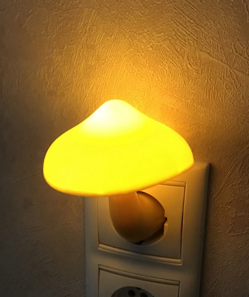 Нічник-світильник гриб із датчиком світла в розетку LED lighND HA-41, фото 1