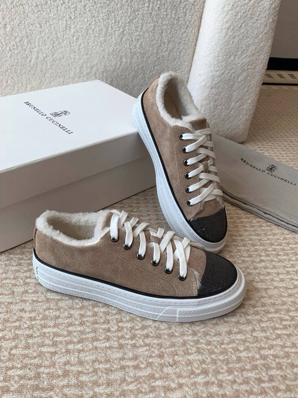 Жіночі кеди на хутрі BC