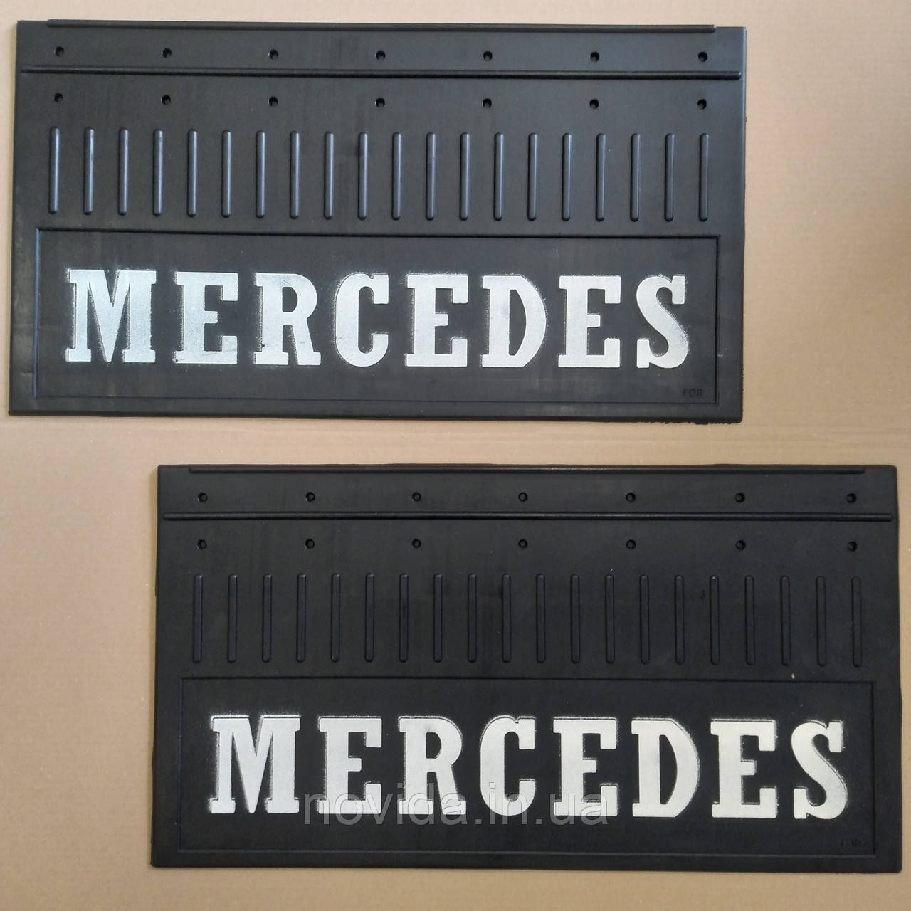 Бризковик Mercedes 350Х640 з об'ємним написом (ціна за пару). Mercedes 350640