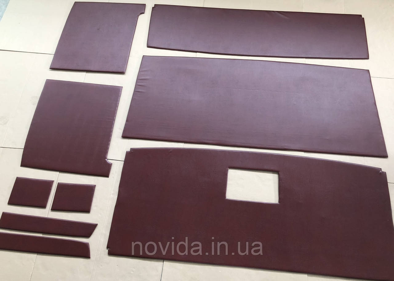 Оббивка кабіни КАМАЗ з низьким дахом зі спальним місцем (бордова) 5410-5000000