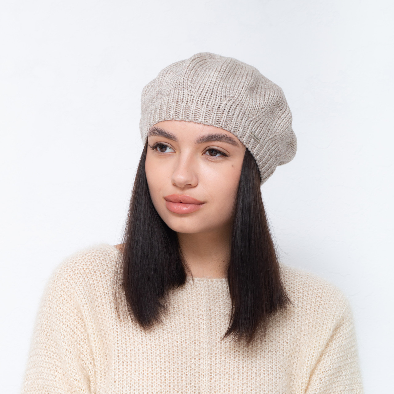 Берет Nicole (шерсть) 076 льон