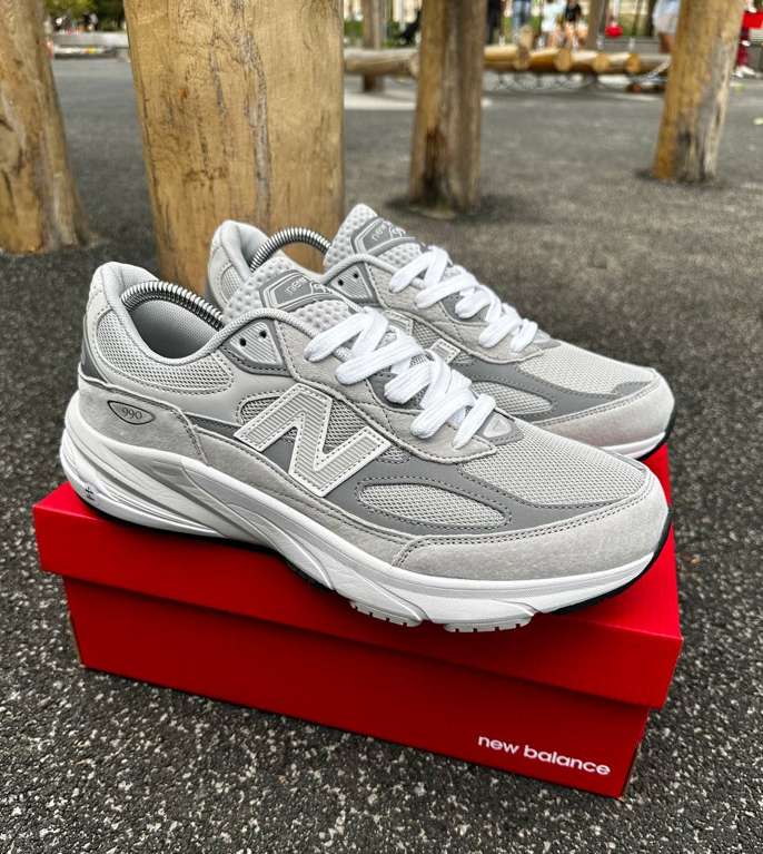 Чоловічі кросівки New Balance 990 Grey Нью Баланс світло сірі, фото 1