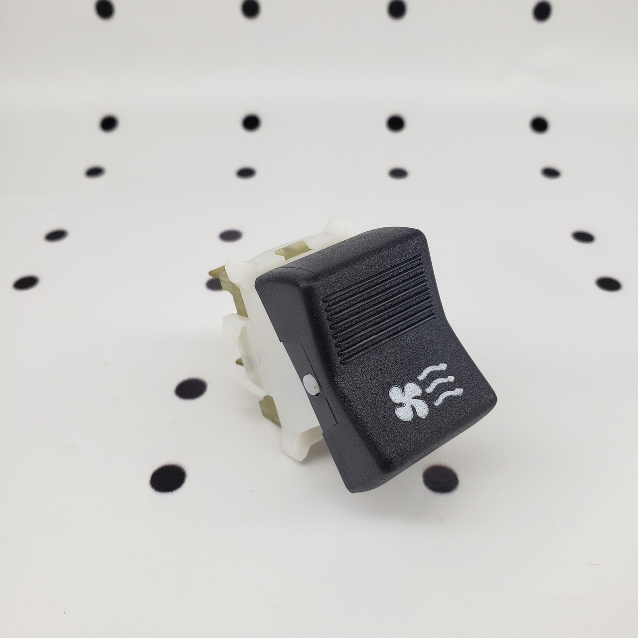 Клавіша (кнопка) вентилятора пічки ( оригінал ) 2 контакта, фото 1